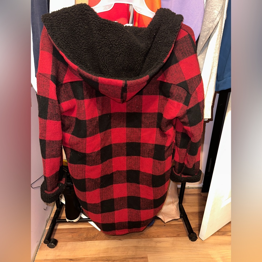 Flannel button up jacket - Picture 2 of 3